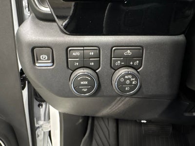 2026 Chevrolet Silverado 1500 RST Crew Cab Short Box 4WD
