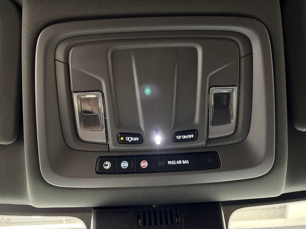 2026 Chevrolet Silverado 1500 RST Crew Cab Short Box 4WD