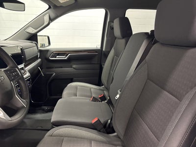 2026 Chevrolet Silverado 1500 RST Crew Cab Short Box 4WD