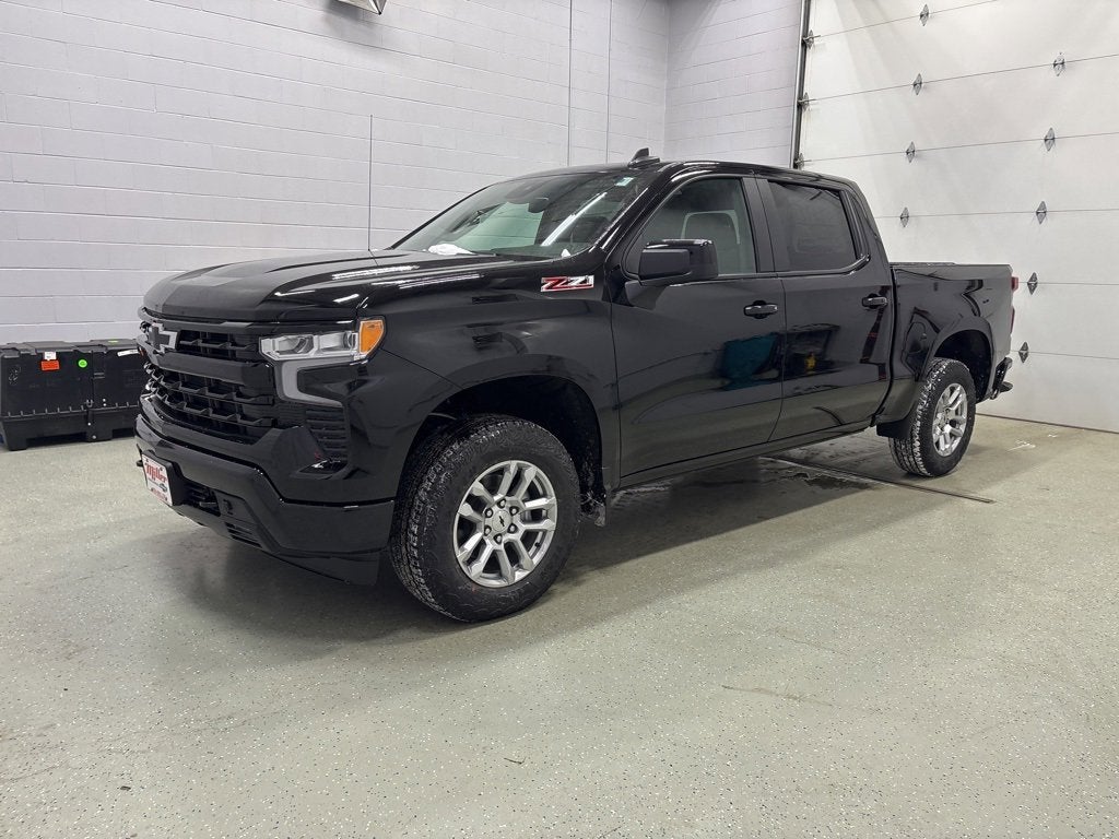 2026 Chevrolet Silverado 1500 RST Crew Cab Short Box 4WD