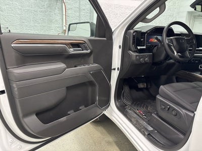 2026 Chevrolet Silverado 1500 RST Crew Cab Short Box 4WD