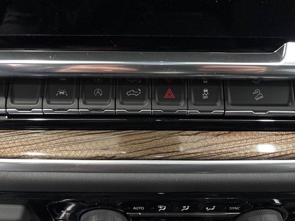 2026 Chevrolet Silverado 1500 RST Crew Cab Short Box 4WD