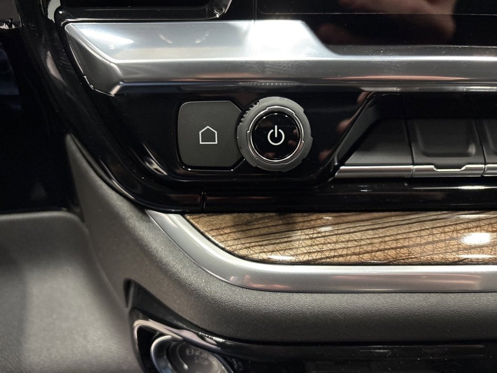 2026 Chevrolet Silverado 1500 RST Crew Cab Short Box 4WD