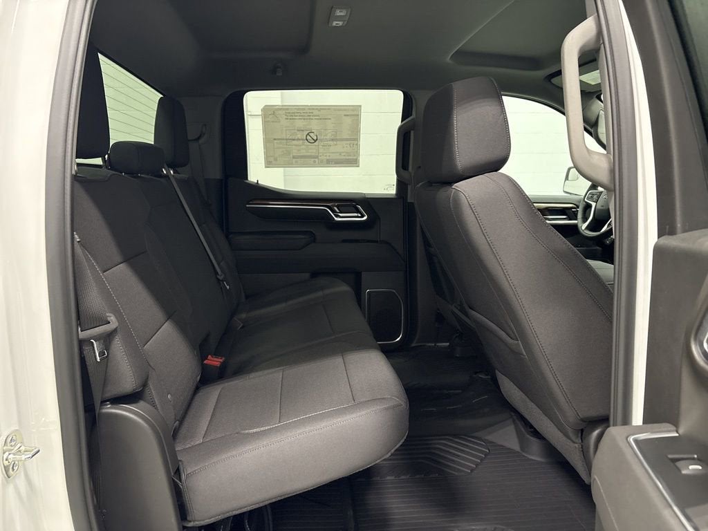 2026 Chevrolet Silverado 1500 RST Crew Cab Short Box 4WD