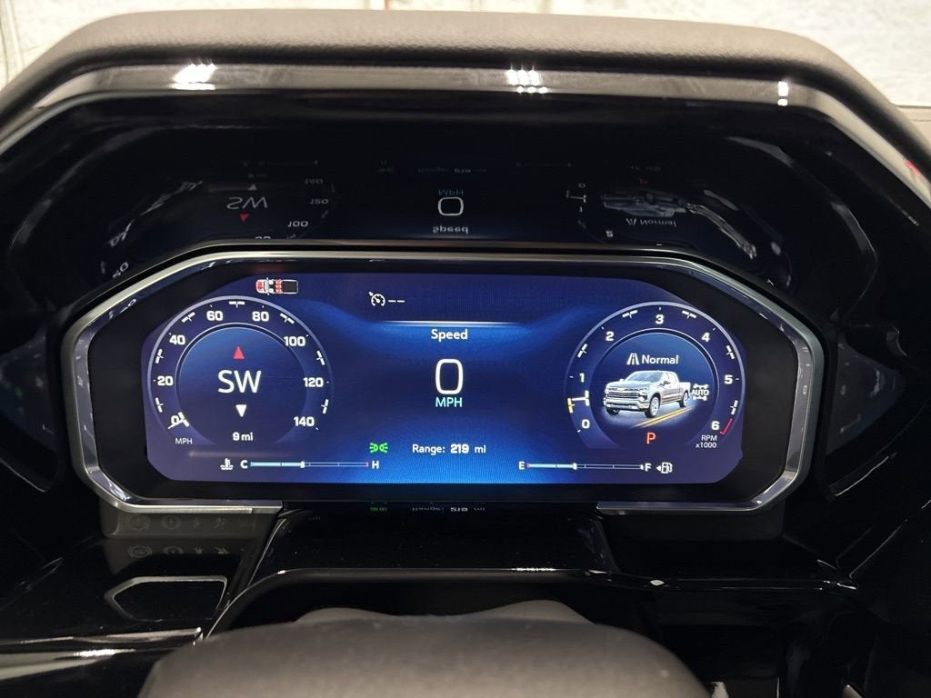 2026 Chevrolet Silverado 1500 RST Crew Cab Short Box 4WD