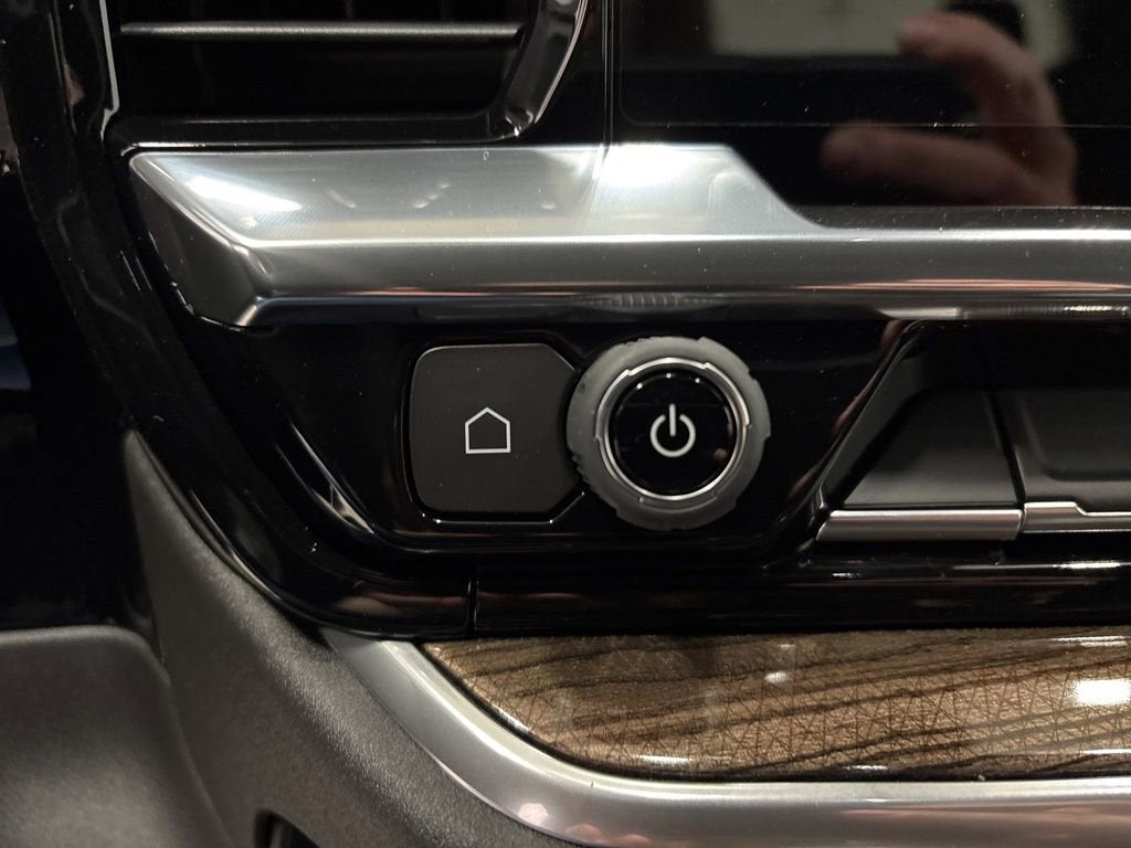 2026 Chevrolet Silverado 1500 RST Crew Cab Short Box 4WD