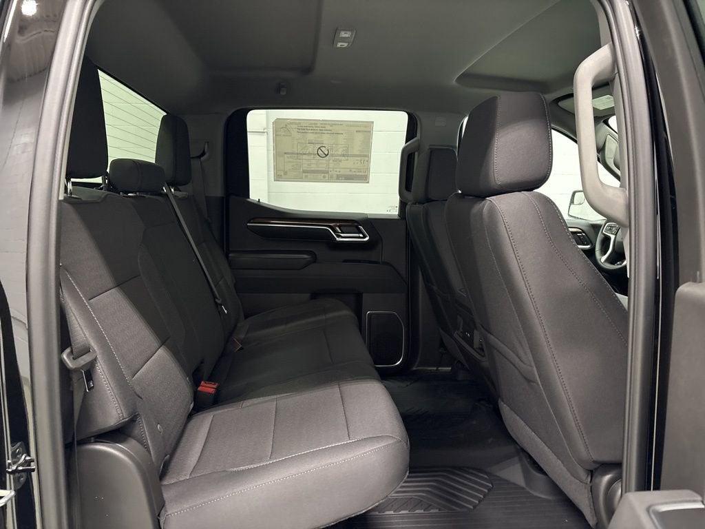 2026 Chevrolet Silverado 1500 RST Crew Cab Short Box 4WD