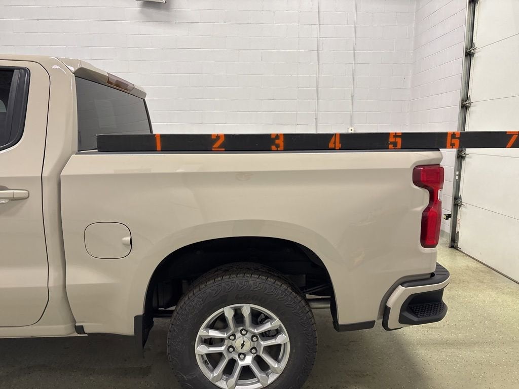2026 Chevrolet Silverado 1500 RST Crew Cab Short Box 4WD