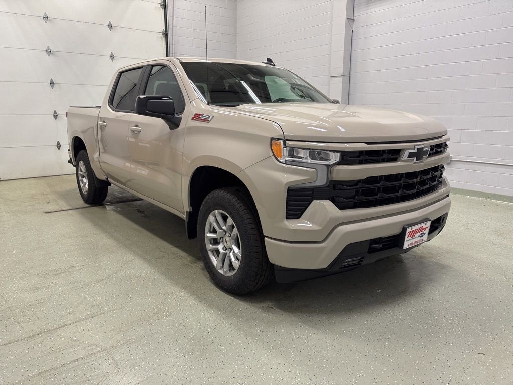 2026 Chevrolet Silverado 1500 RST Crew Cab Short Box 4WD