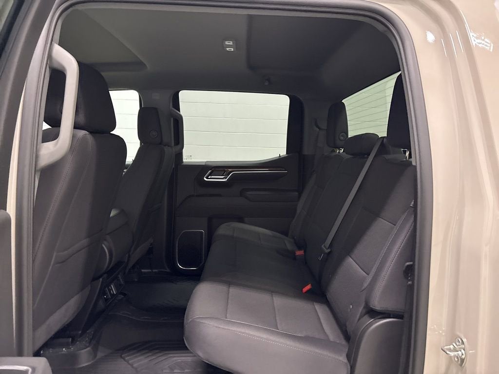 2026 Chevrolet Silverado 1500 RST Crew Cab Short Box 4WD