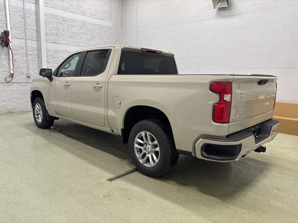 2026 Chevrolet Silverado 1500 RST Crew Cab Short Box 4WD