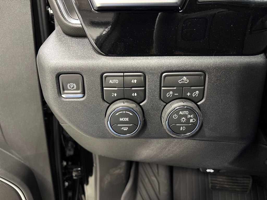2026 Chevrolet Silverado 1500 RST Crew Cab Short Box 4WD