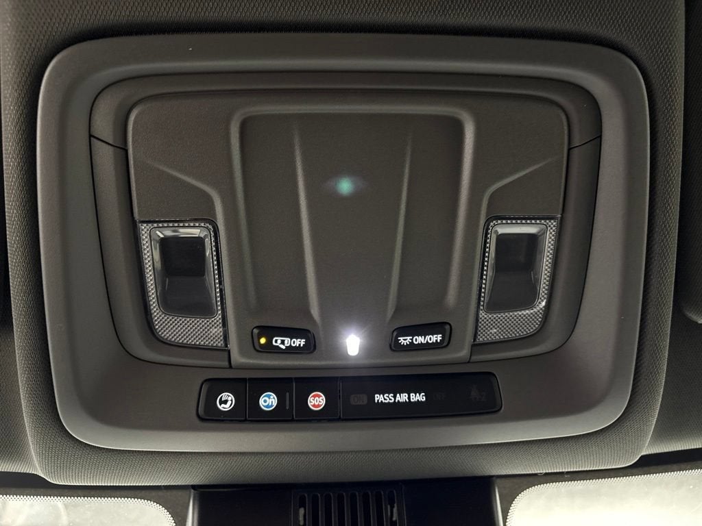 2026 Chevrolet Silverado 1500 RST Crew Cab Short Box 4WD