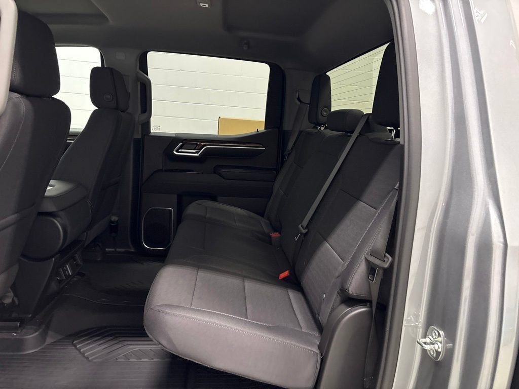 2026 Chevrolet Silverado 1500 RST Crew Cab Short Box 4WD