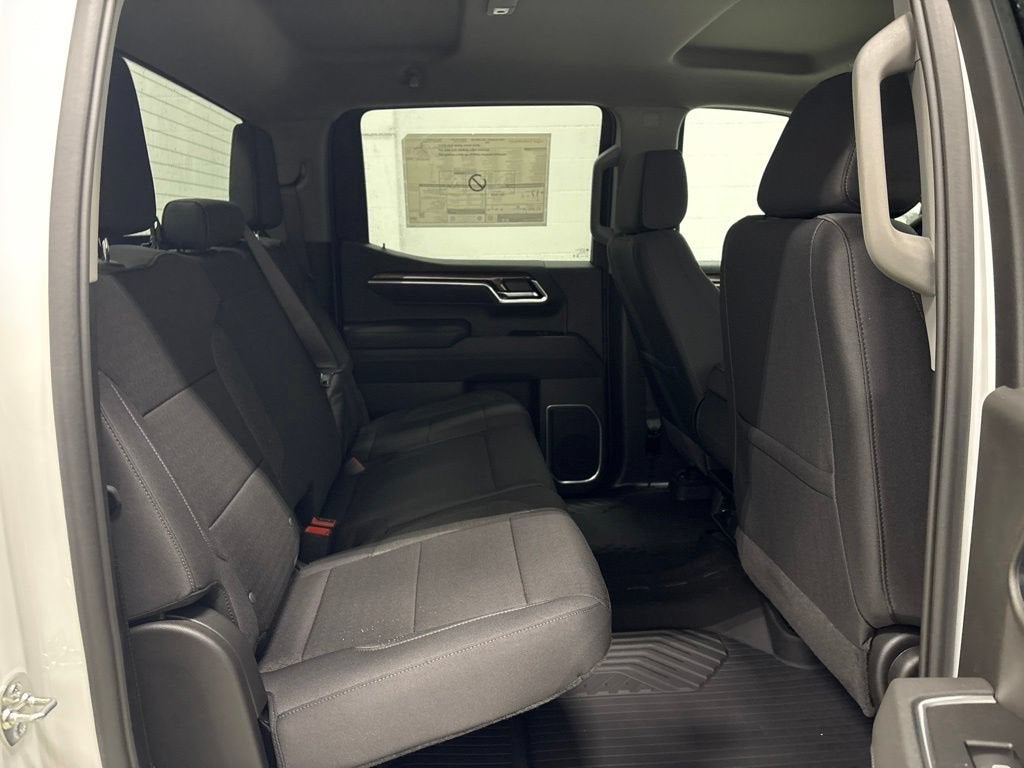 2026 Chevrolet Silverado 1500 RST Crew Cab Short Box 4WD
