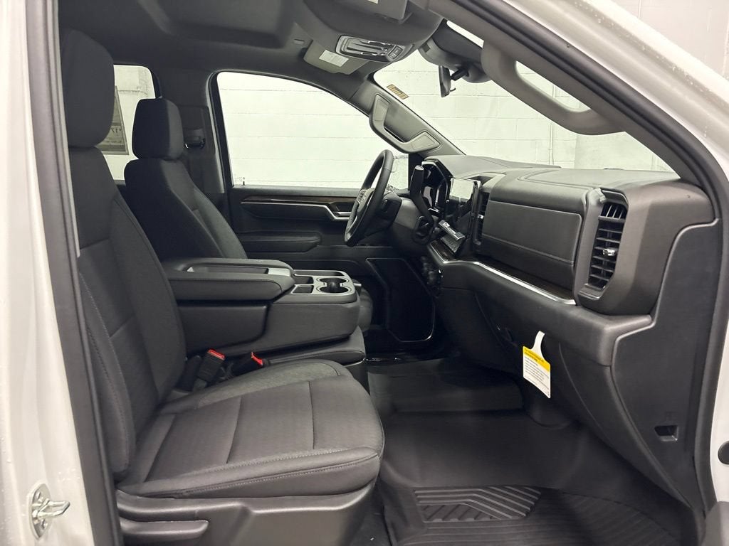 2026 Chevrolet Silverado 1500 RST Crew Cab Short Box 4WD