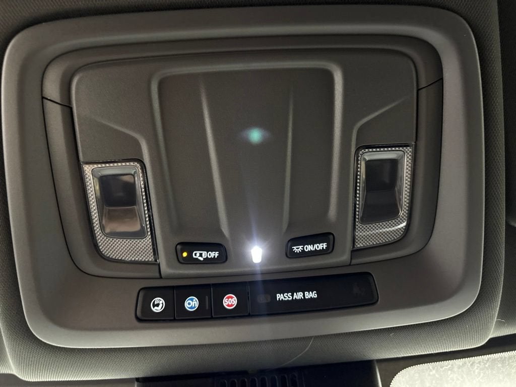 2026 Chevrolet Silverado 1500 RST Crew Cab Short Box 4WD