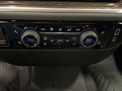 2026 Chevrolet Silverado 1500 RST Crew Cab Short Box 4WD