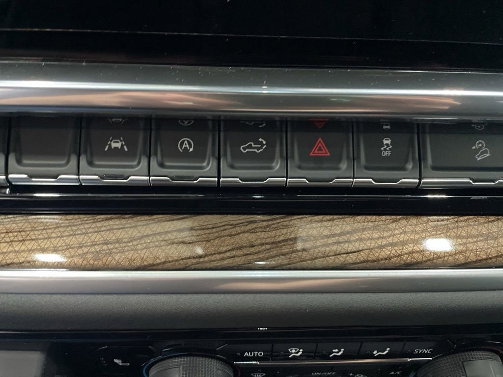 2026 Chevrolet Silverado 1500 RST Crew Cab Short Box 4WD