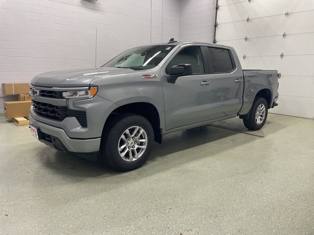 2026 Chevrolet Silverado 1500 RST Crew Cab Short Box 4WD