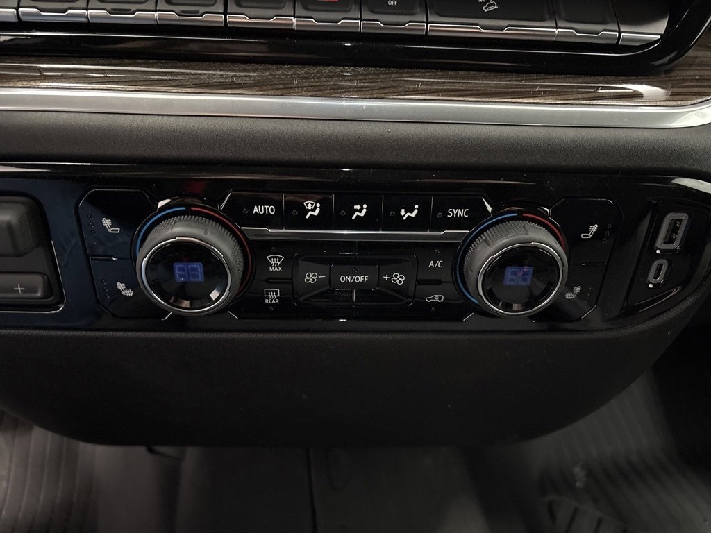 2026 Chevrolet Silverado 1500 RST Crew Cab Short Box 4WD