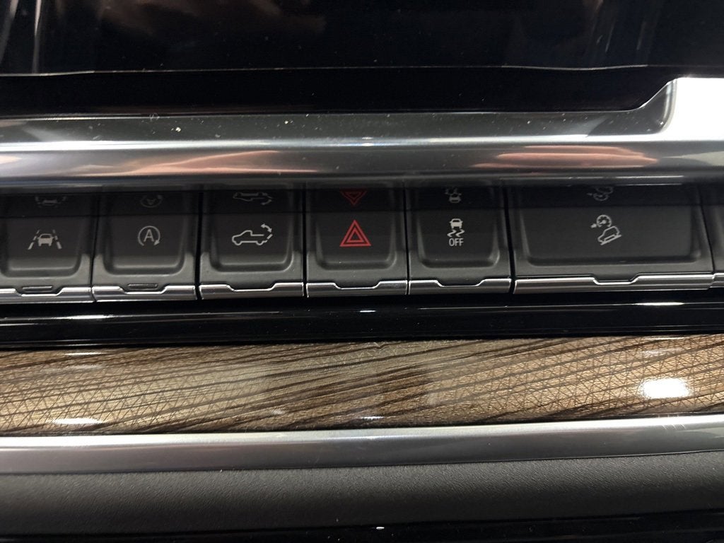 2026 Chevrolet Silverado 1500 RST Crew Cab Short Box 4WD