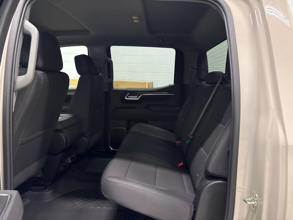 2026 Chevrolet Silverado 1500 RST Crew Cab Short Box 4WD