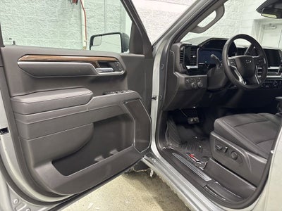 2026 Chevrolet Silverado 1500 RST Crew Cab Short Box 4WD