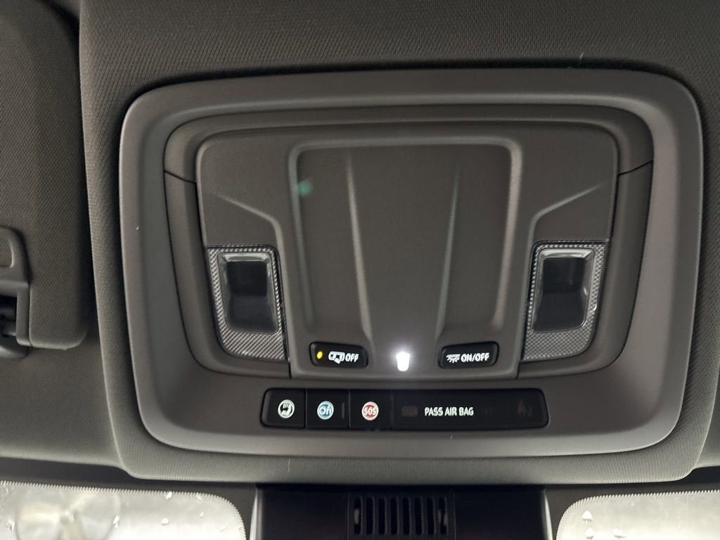 2026 Chevrolet Silverado 1500 RST Crew Cab Short Box 4WD