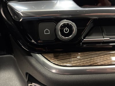 2026 Chevrolet Silverado 1500 RST Crew Cab Short Box 4WD