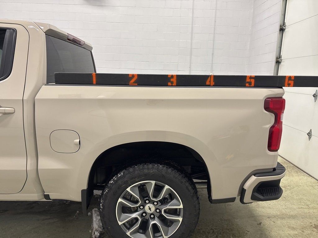 2026 Chevrolet Silverado 1500 RST Crew Cab Short Box 4WD