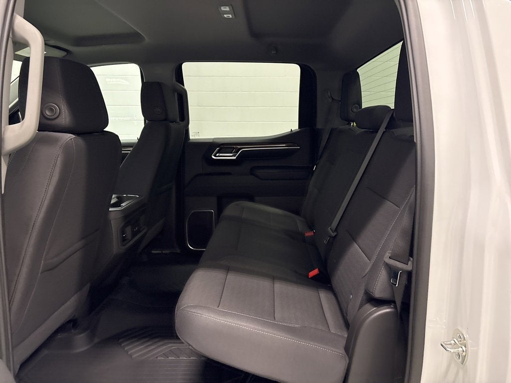 2026 Chevrolet Silverado 1500 RST Crew Cab Short Box 4WD