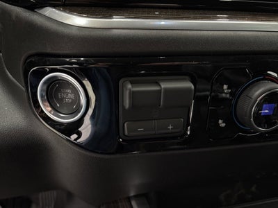 2026 Chevrolet Silverado 1500 RST Crew Cab Short Box 4WD