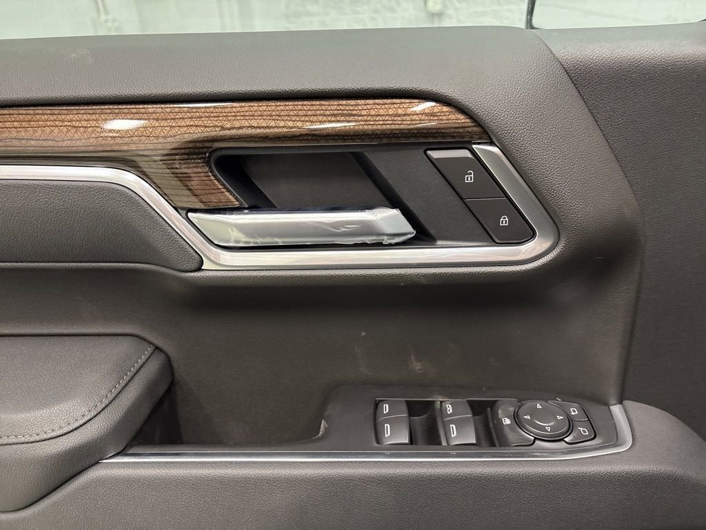 2026 Chevrolet Silverado 1500 RST Crew Cab Short Box 4WD