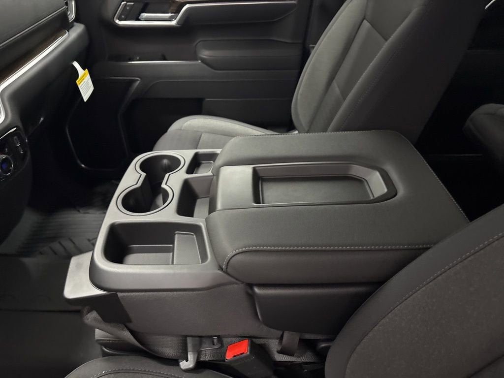 2026 Chevrolet Silverado 1500 RST Crew Cab Short Box 4WD