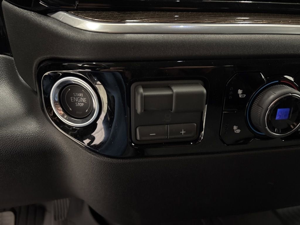 2026 Chevrolet Silverado 1500 RST Crew Cab Short Box 4WD