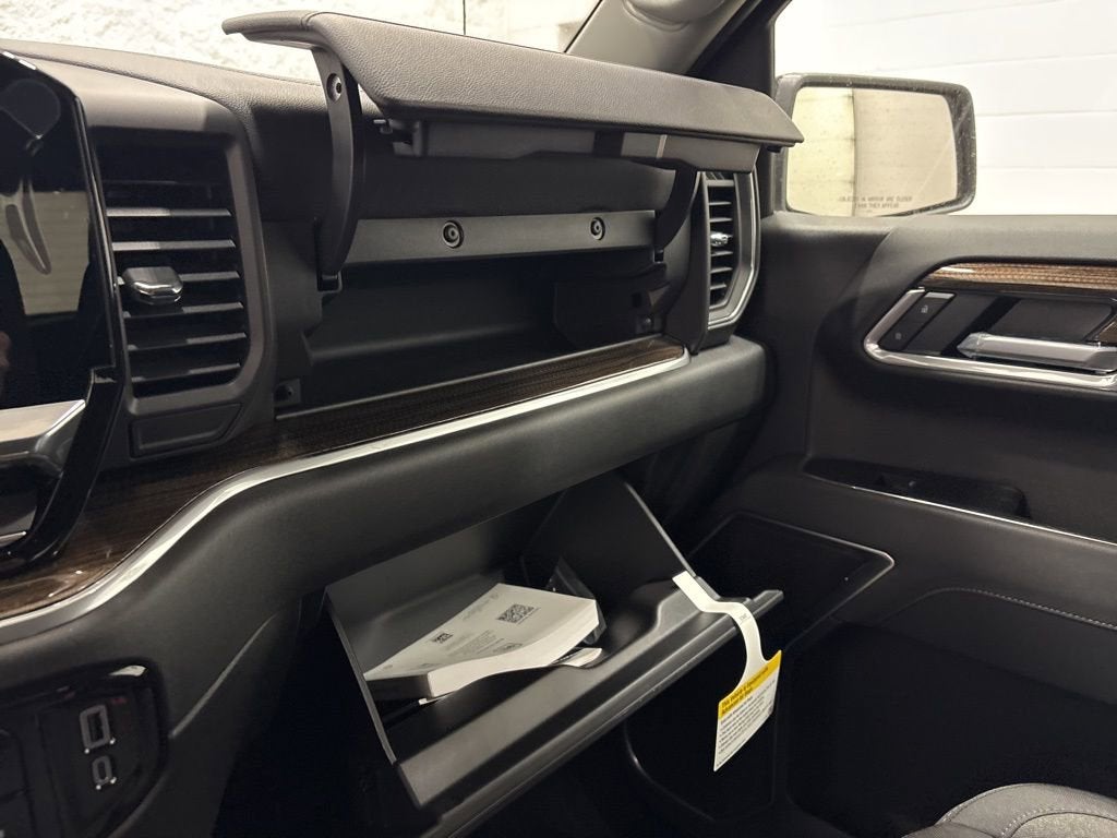 2026 Chevrolet Silverado 1500 RST Crew Cab Short Box 4WD
