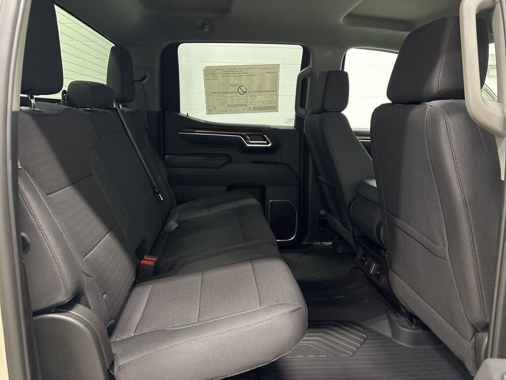 2026 Chevrolet Silverado 1500 RST Crew Cab Short Box 4WD