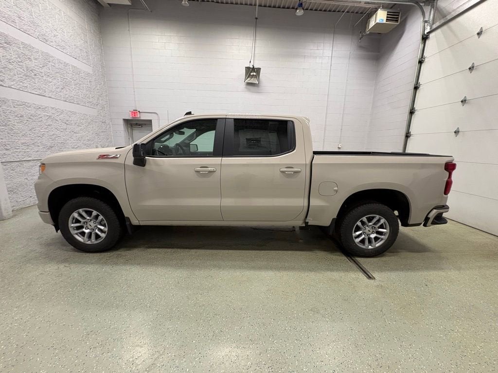 2026 Chevrolet Silverado 1500 RST Crew Cab Short Box 4WD