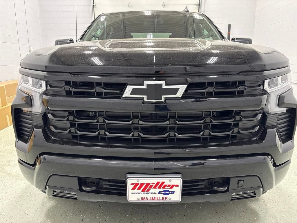 2026 Chevrolet Silverado 1500 RST Crew Cab Short Box 4WD
