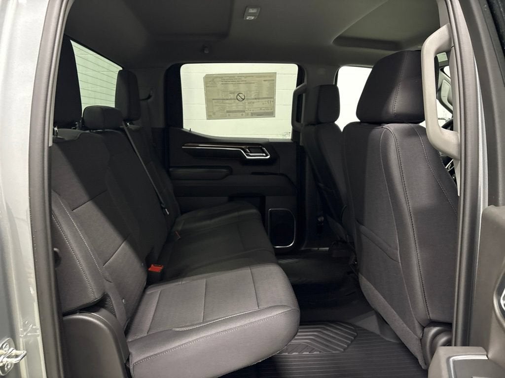 2026 Chevrolet Silverado 1500 RST Crew Cab Short Box 4WD