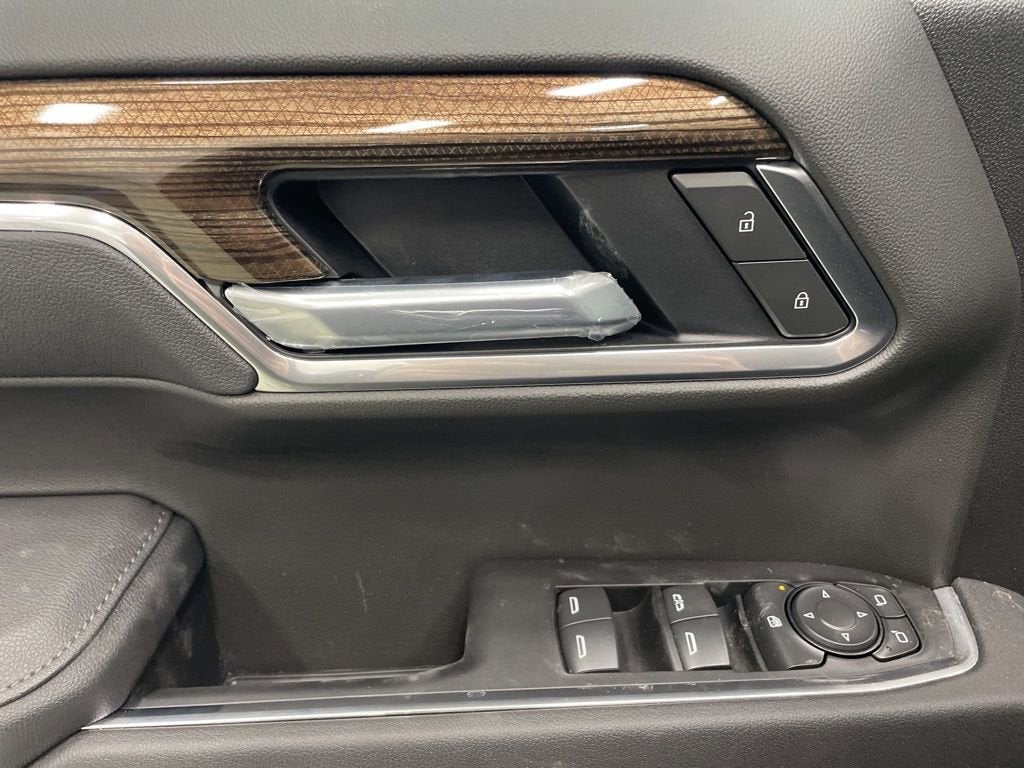 2025 Chevrolet Silverado 1500 RST Crew Cab Short Box 4WD