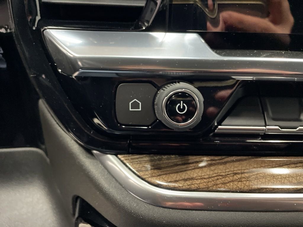 2025 Chevrolet Silverado 1500 RST Crew Cab Short Box 4WD