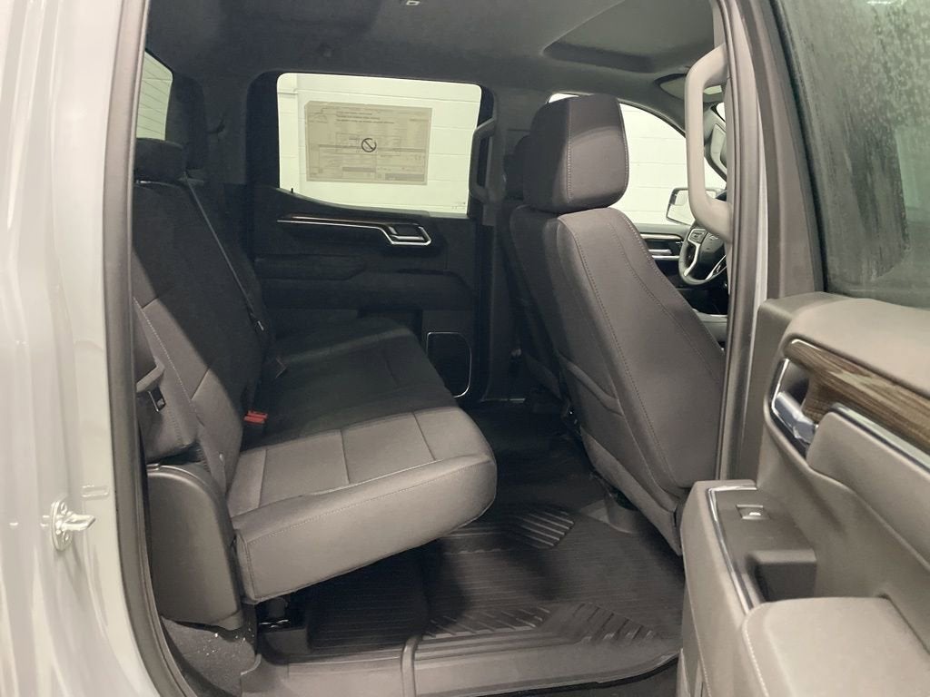 2025 Chevrolet Silverado 1500 RST Crew Cab Short Box 4WD