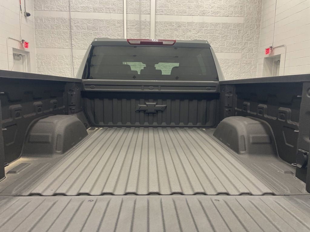 2025 Chevrolet Silverado 1500 RST Crew Cab Short Box 4WD