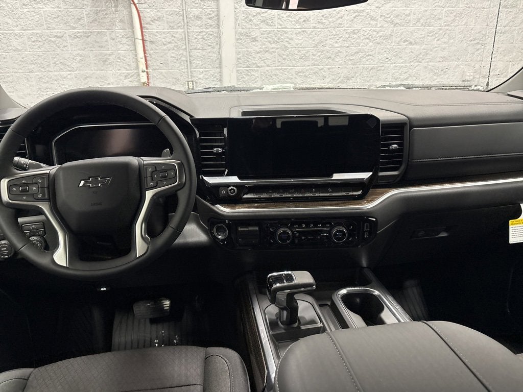 2026 Chevrolet Silverado 1500 RST Crew Cab Short Box 4WD