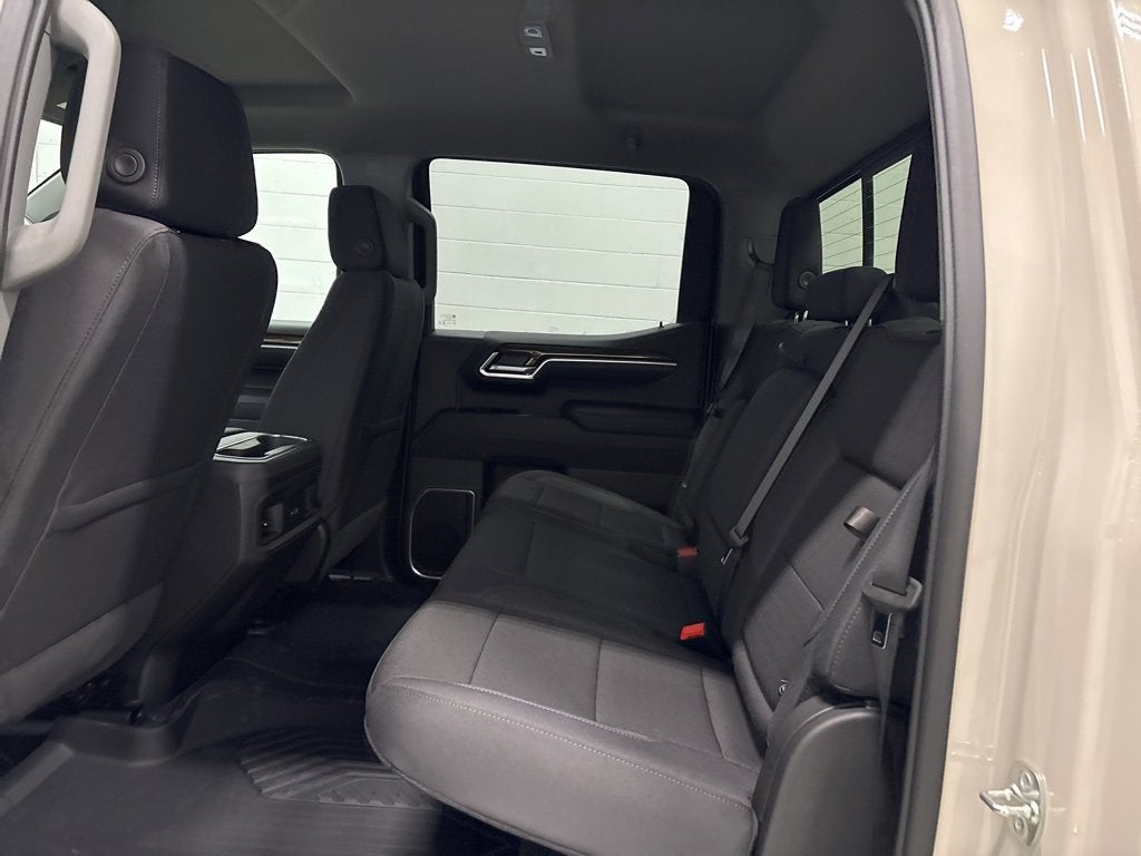 2026 Chevrolet Silverado 1500 RST Crew Cab Short Box 4WD