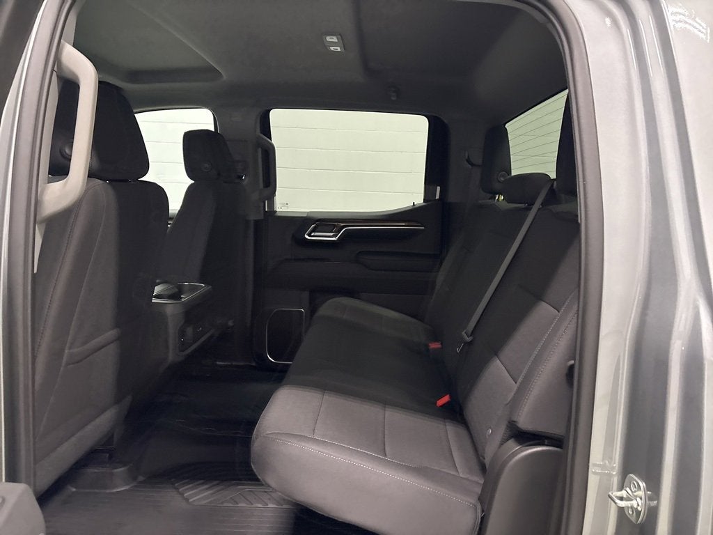 2026 Chevrolet Silverado 1500 RST Crew Cab Short Box 4WD