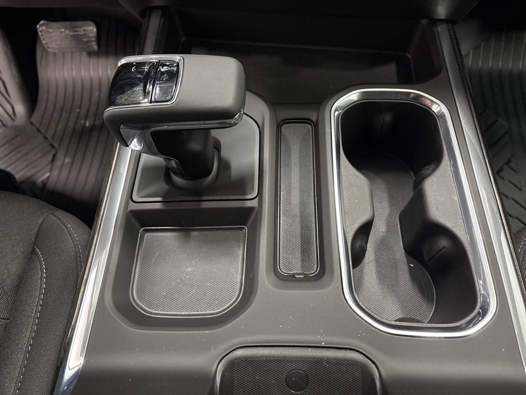 2026 Chevrolet Silverado 1500 RST Crew Cab Short Box 4WD