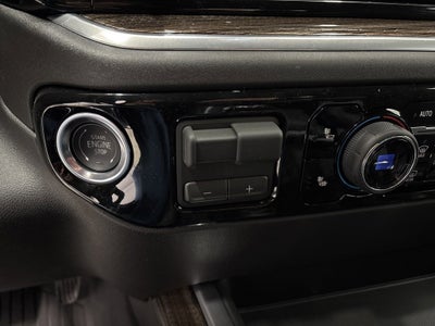 2026 Chevrolet Silverado 1500 RST Crew Cab Short Box 4WD